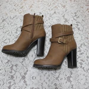 Juicy Couture Brown Boots
